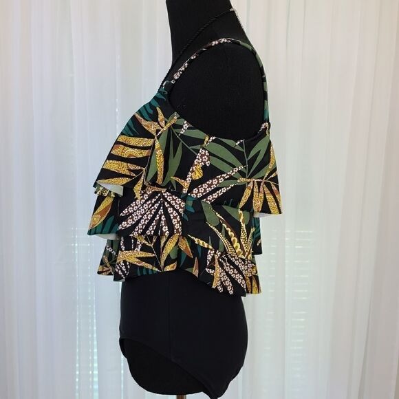 Ruffle Tier One-piece - Picture 4 of 6